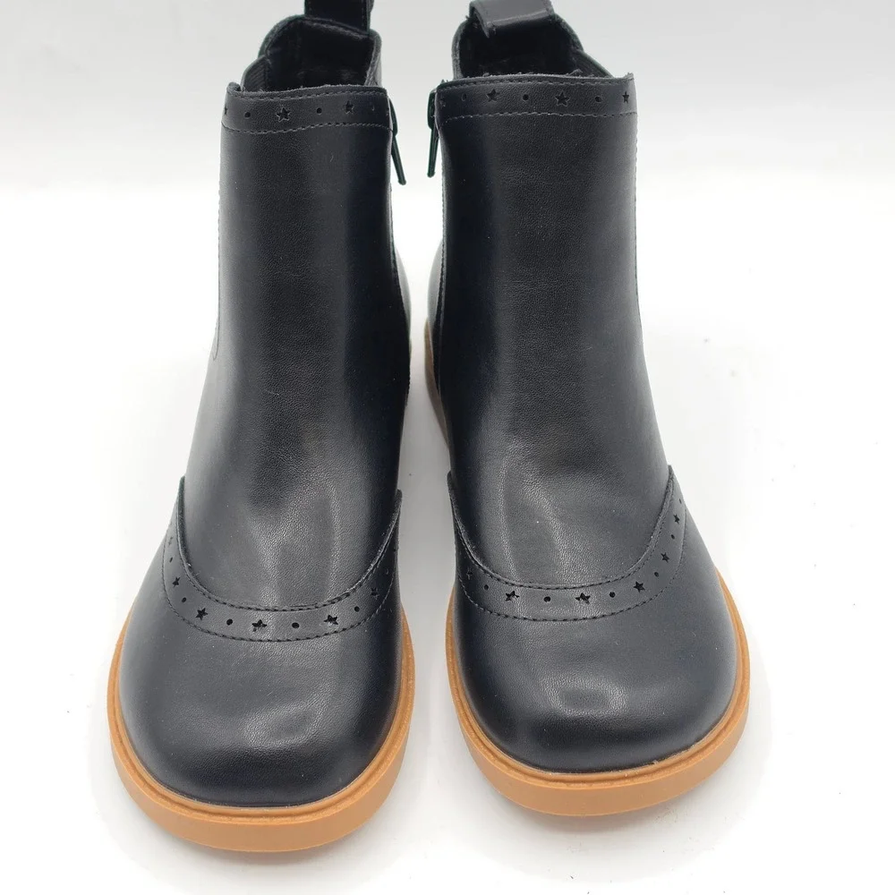 ZBY Chelsea Boots Girls Size 2 Black Star Brogue Ankle Zipper Flat Rubber Sole